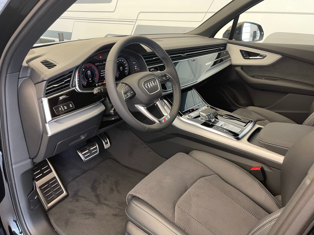 Audi Q7 50 TDI quattro tiptronic S-line | české nové auto | skladem | top stav | super výbava | luxusní naftové SUV | nákup online | AUTOiBUY.com